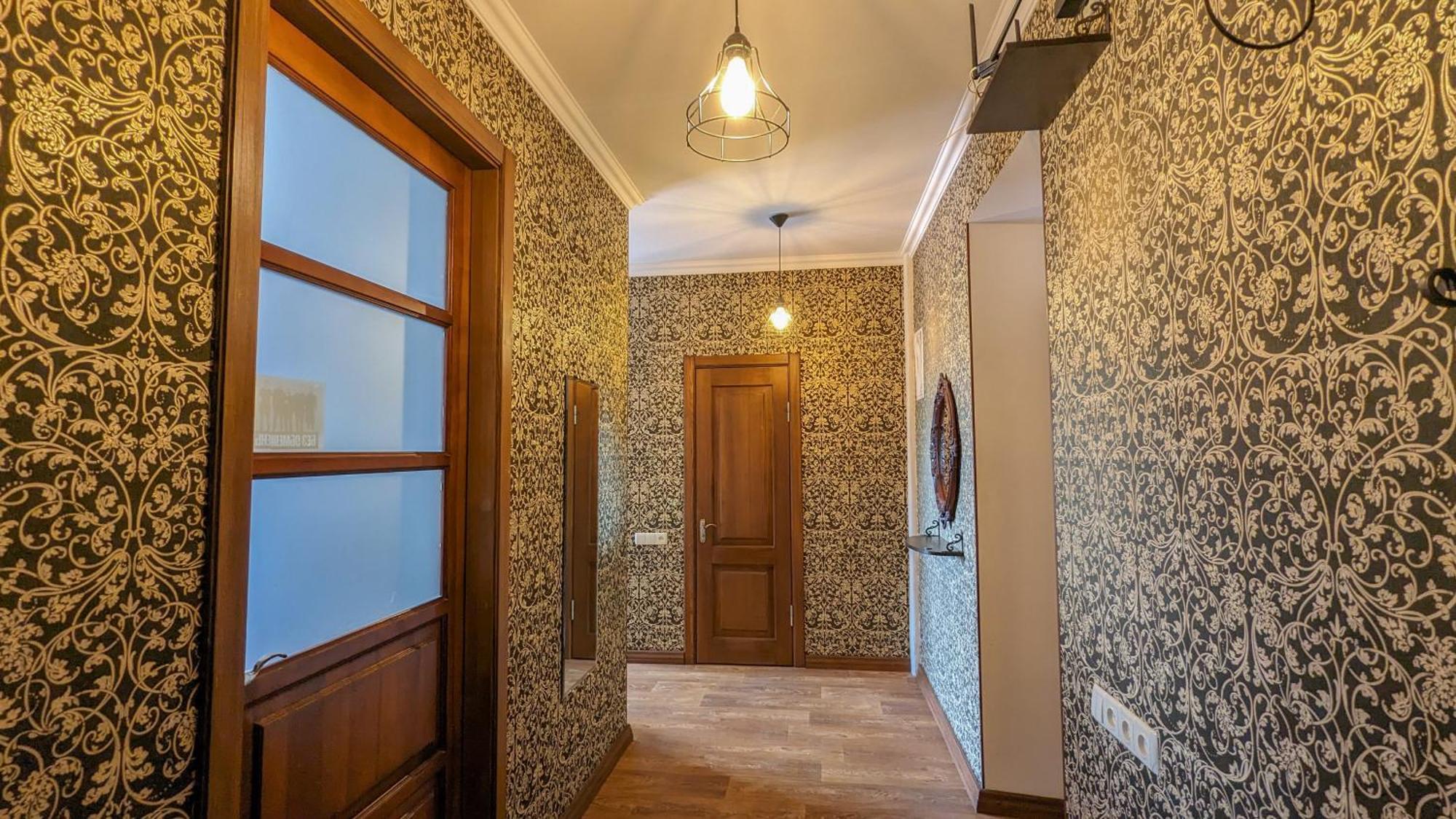 Двухкомнатная Квартира На Пятницкой Cernihiv Exterior foto